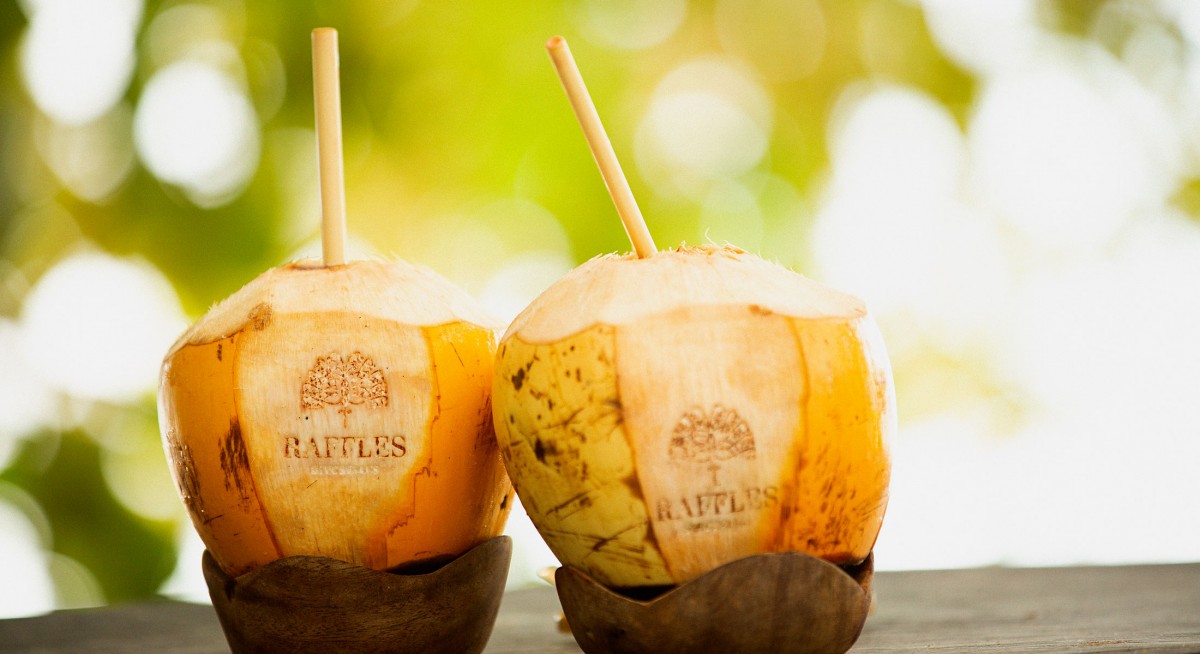 Raffles Seychelles - مطعم وبار حمام السباحة